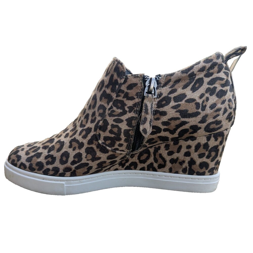 Susina Cheetah Hidden Wedge Sneakers Side Zipper Size 6